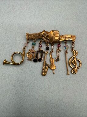 Vintage Music Charm Brooch – Gold Tone, Dangling Instruments & Beads, EUC